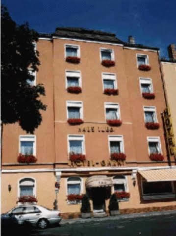 Luga Hotel 3*