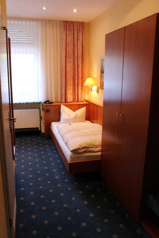 Hotel Luga 3*